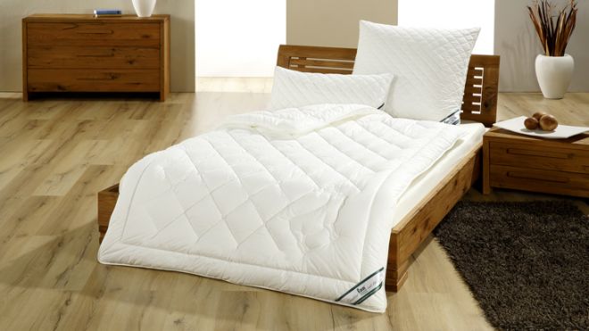 Hotel Bettdecke 135x200. Kaschmir leicht Steppbett
